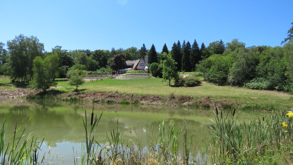Aire camping-car  Geneytouse (87400) - Photo 2
